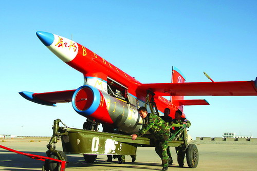 中國長空一號(hào)無人靶機(jī)(資料圖) 中國長空一號(hào)無人靶機(jī)(資料圖)