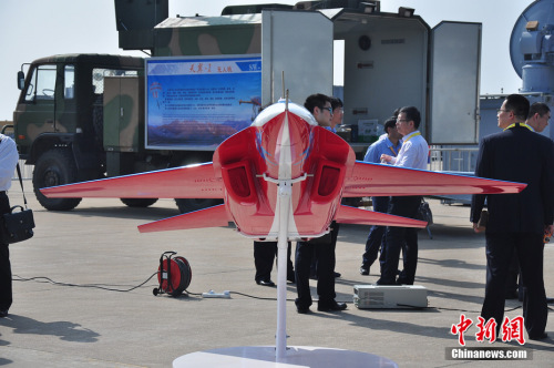 кI(y)չ{(ln)o˙Cꐺ塡z 