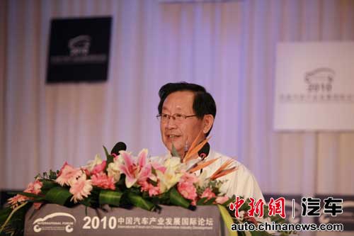 萬鋼:電動汽車“十二五”專項(xiàng)規(guī)劃草案已制定