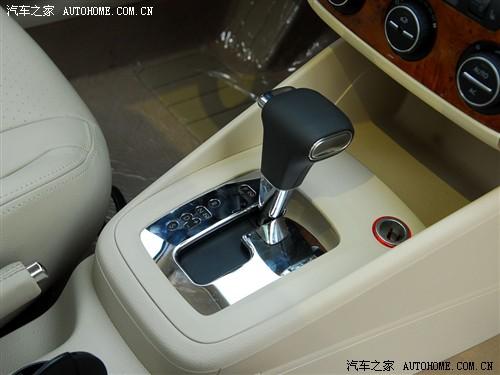 汽車之家 一汽-大眾 新寶來(lái) 2.0l 自動(dòng)豪華型