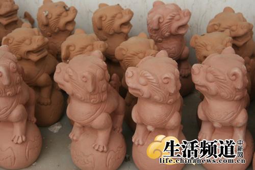 ๾ǿhg(du)Сߵ׷Q?yn)촵ͬطQ֮顰DƷ๾