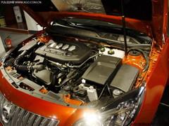 馬自達(dá)6睿翼PK新君威