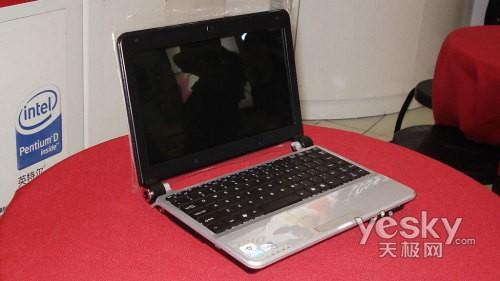 山寨要跳樓了 七喜上網(wǎng)本全線降至1888