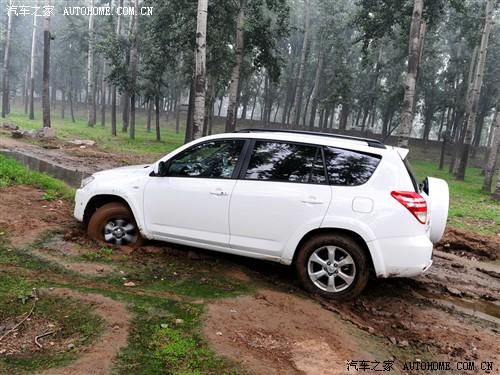 汽車(chē)之家 一汽豐田 豐田rav4 09款 2.4at 豪華版