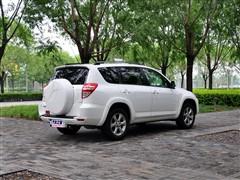 汽車(chē)之家 一汽豐田 豐田rav4 09款 2.4at 豪華版
