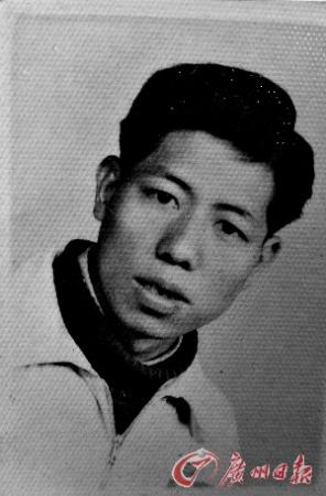 老翁照顧患病妻兒40年獲評(píng)道德模范(組圖)