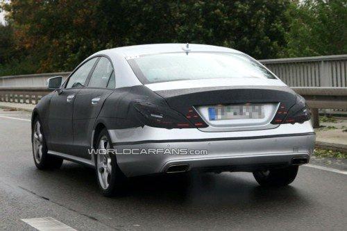 引入混合動(dòng)力車型 新款奔馳CLS路試曝光 汽車之家 引入混合動(dòng)力車型 新款奔馳CLS路試曝光 汽車之家