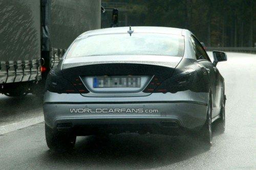 引入混合動(dòng)力車型 新款奔馳CLS路試曝光 汽車之家 引入混合動(dòng)力車型 新款奔馳CLS路試曝光 汽車之家