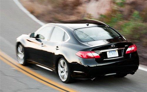 操控高手 海外試駕2011款英菲尼迪M系列 汽車之家 操控高手 海外試駕2011款英菲尼迪M系列 汽車之家