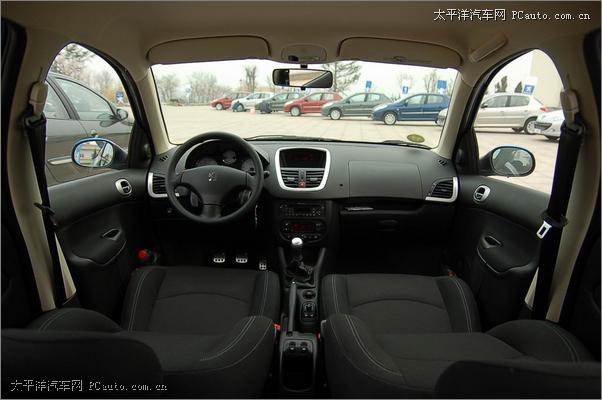 東風(fēng)標(biāo)致207兩廂 1.6AT 品樂版