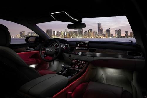 豪華車的準(zhǔn)則 海外試駕2011款?yuàn)W迪A8