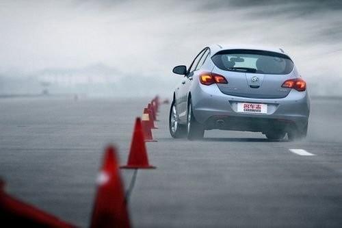 運(yùn)動(dòng)真豪杰 測(cè)試上海通用別克英朗XT