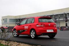 賽道小試牛刀 搶先試駕國產(chǎn)高爾夫GTI