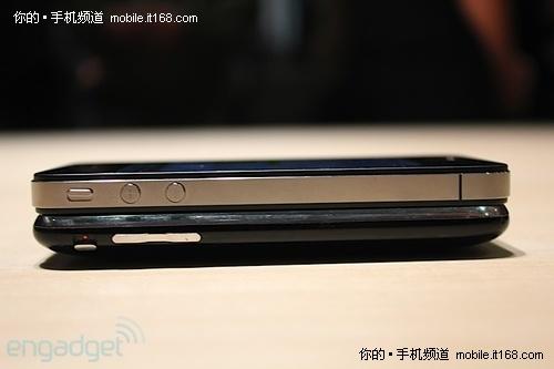 同門對決:iPhone 4 vs iPhone 3GS