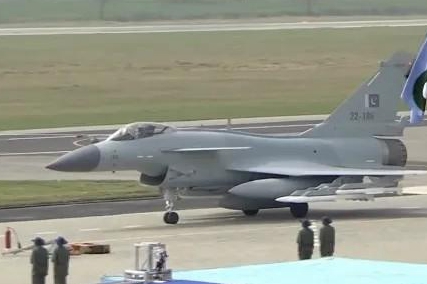 航展上成流量擔當！中國殲-10CE靠什么出圈？